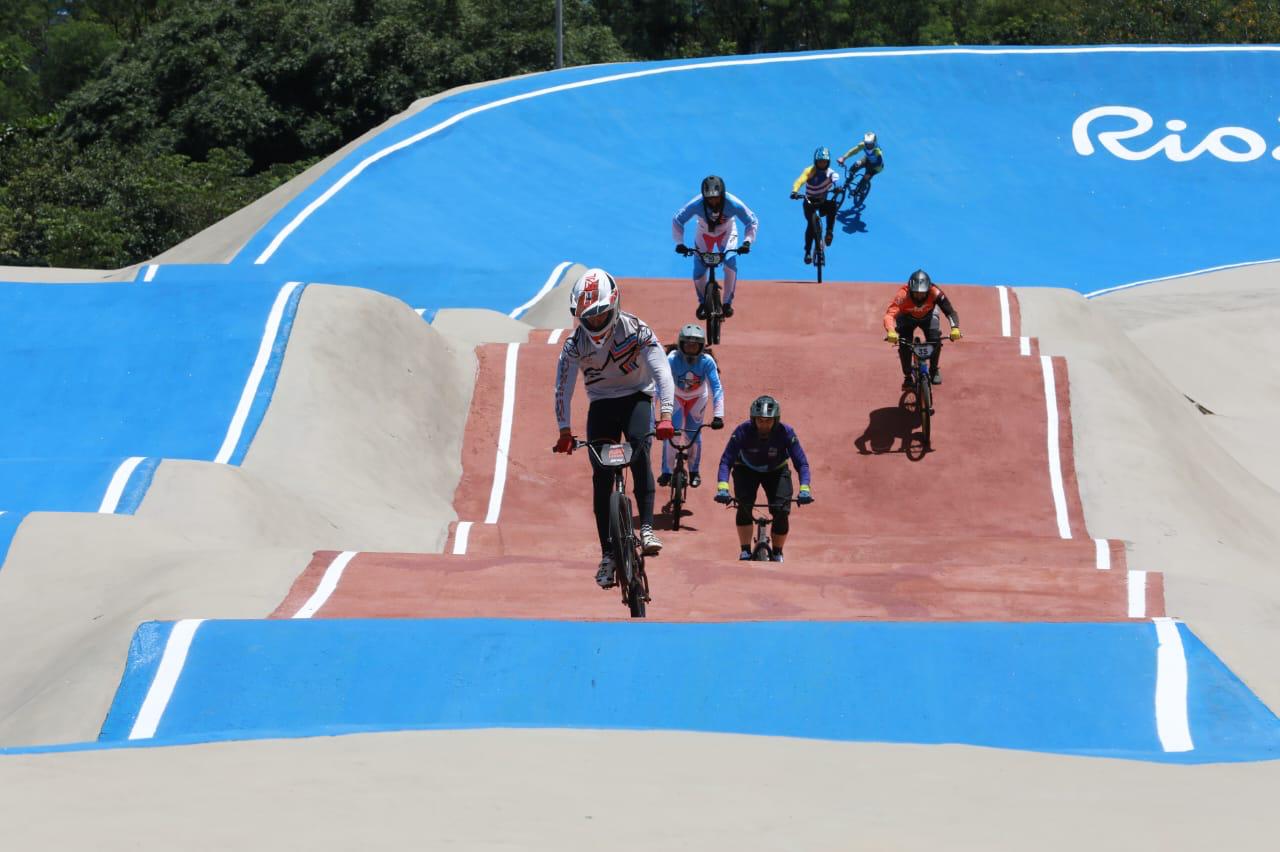 Prefeitura reabre Centro Olímpico de BMX no Parque Radical de Deodoro e cariocas têm acesso a escolinhas do esporte